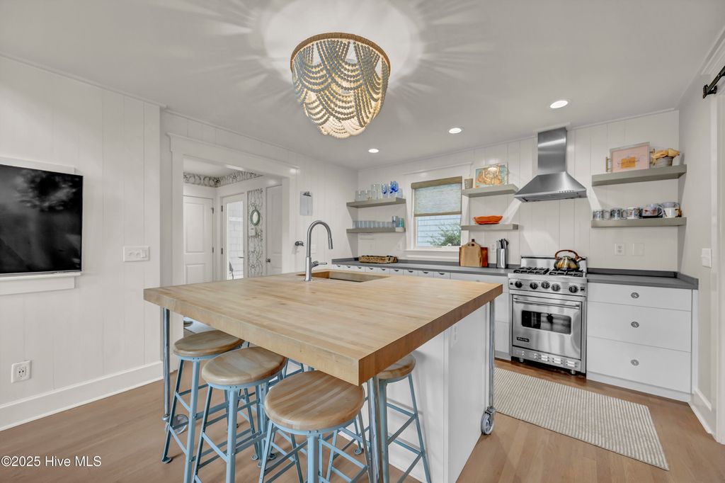 Image 15 of property listing at 7 Isle Of Skye Crescent, Southport, NC 28461