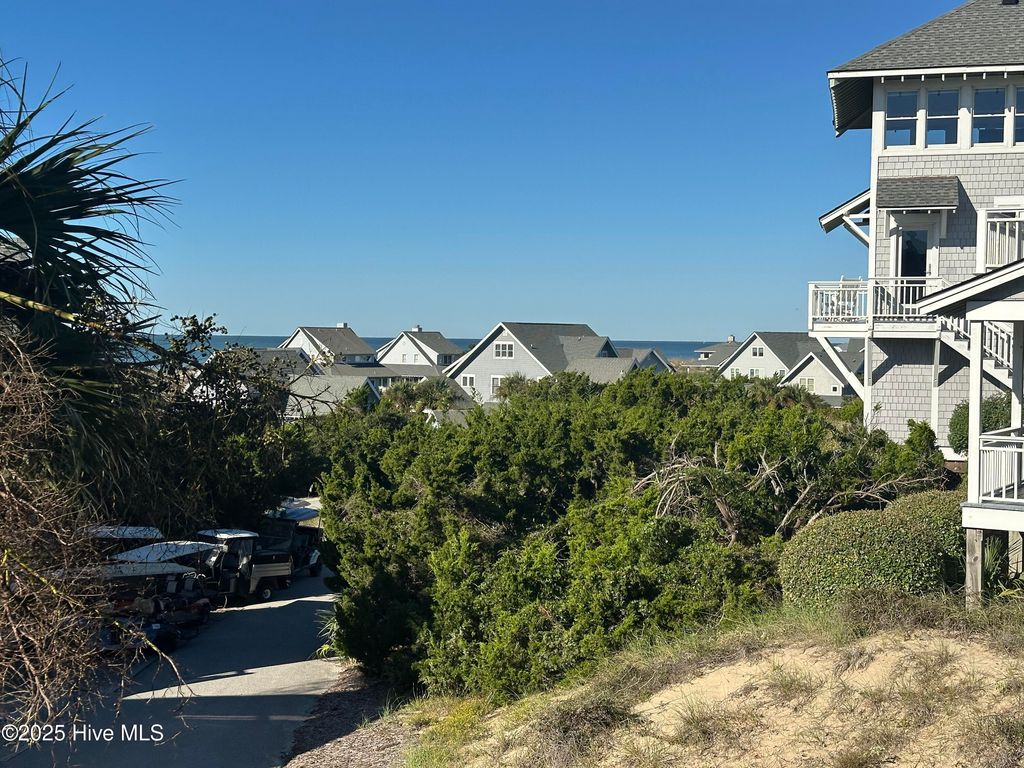 Image 40 of property listing at 7 Isle Of Skye Crescent, Southport, NC 28461