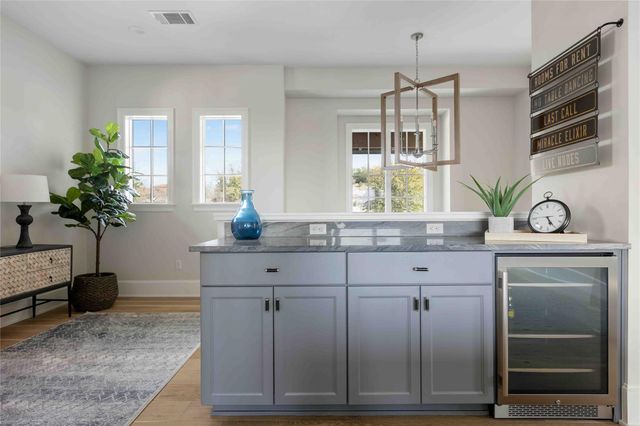 4704 Almirante CV, Austin, TX 78738