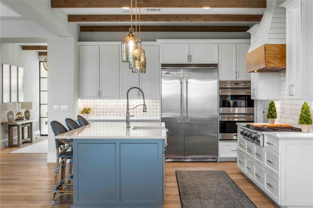 4704 Almirante CV, Austin, TX 78738