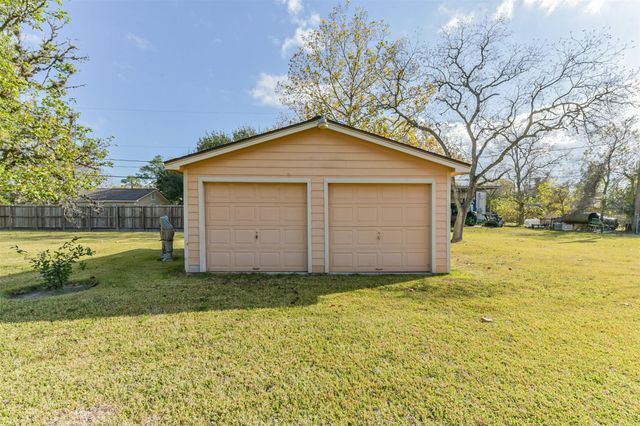 12615 Britt Road, Pearland, TX 77581