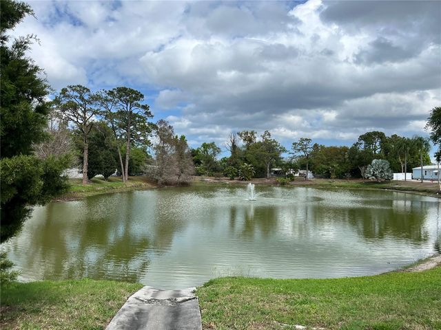 11128 102ND WAY 225, Largo, FL 33773