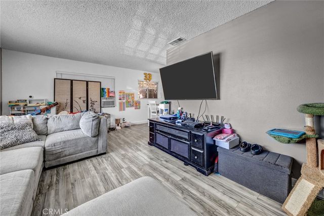 20928 Nectar Avenue, Lakewood, CA 90715