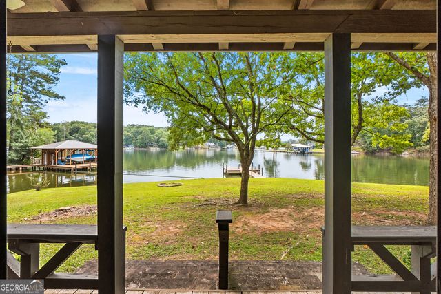 324 Blenny Run, Jackson, GA 30233