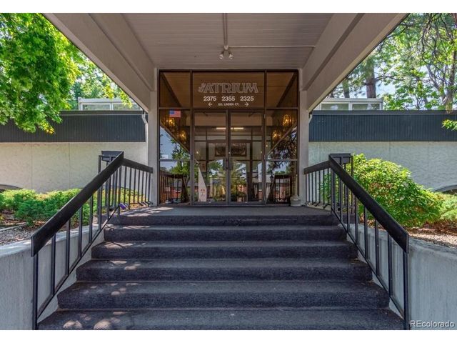 2325 S Linden Ct 206, Denver, CO 80222