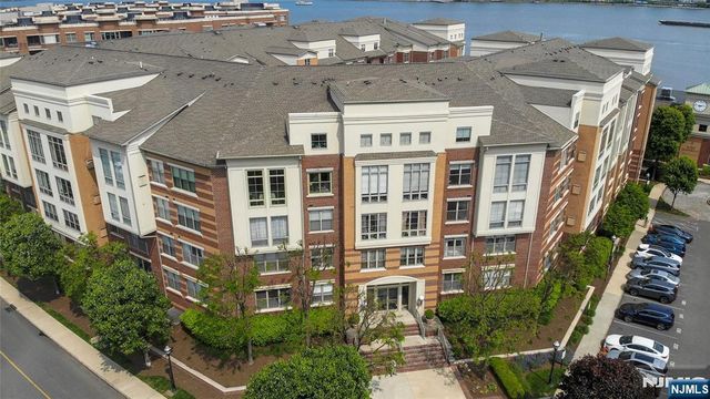 24 Ave At Port Imperial 140, West New York, NJ 07093