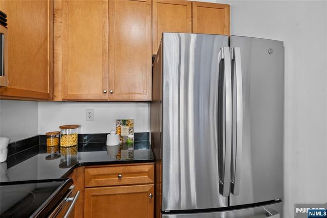 24 Ave At Port Imperial 140, West New York, NJ 07093