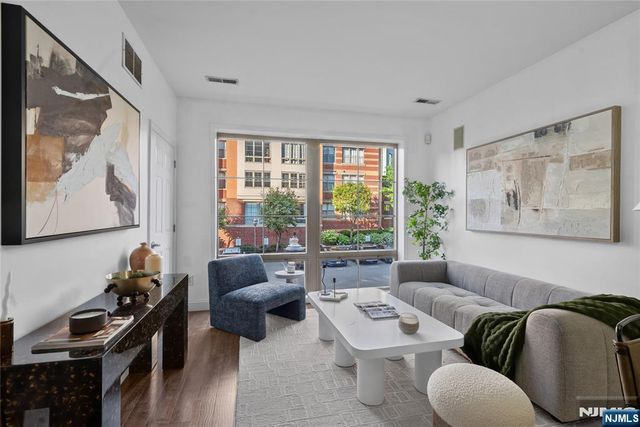24 Ave At Port Imperial 140, West New York, NJ 07093