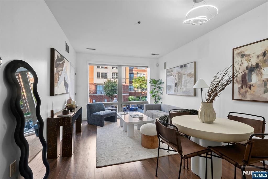 24 Ave At Port Imperial 140, West New York, NJ 07093