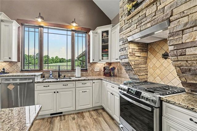 1050 Ricky West Road, Cleveland, GA 30528