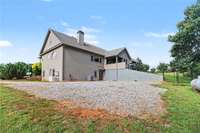 1050 Ricky West Road, Cleveland, GA 30528