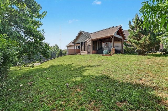 1050 Ricky West Road, Cleveland, GA 30528