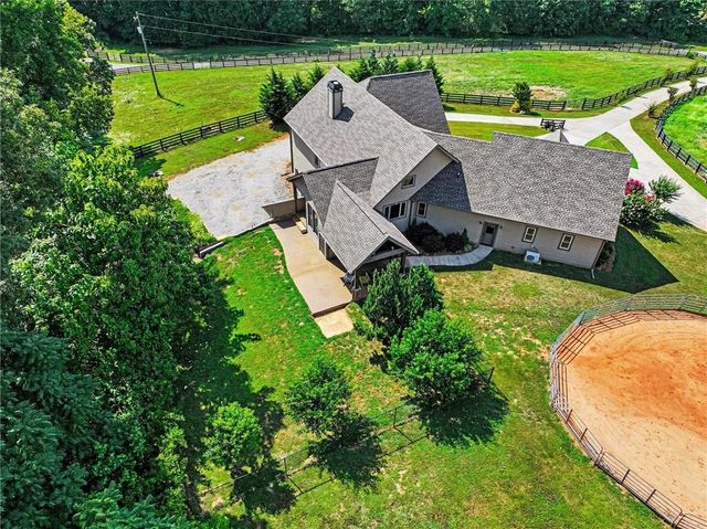 1050 Ricky West Road, Cleveland, GA 30528