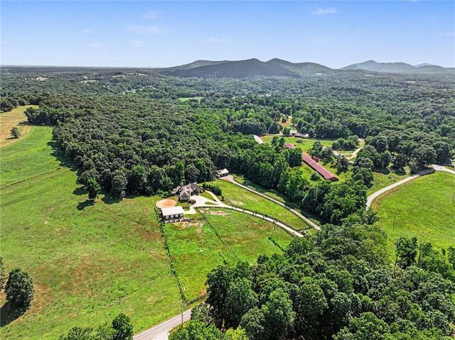 1050 Ricky West Road, Cleveland, GA 30528