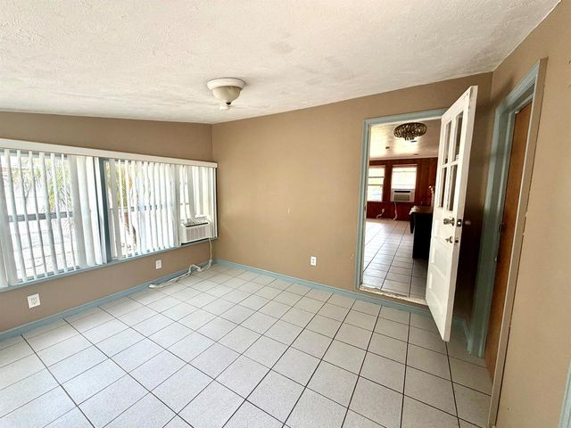 505 Foresteria Drive, Lake Park, FL 33403