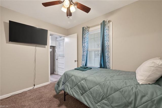 915 36th ST, Newport News, VA 23607