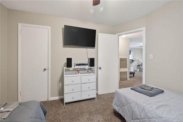 915 36th ST, Newport News, VA 23607