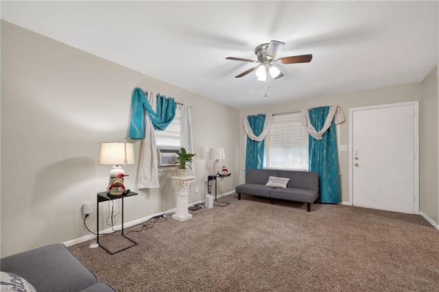 915 36th ST, Newport News, VA 23607