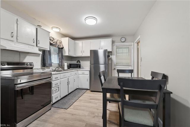 915 36th ST, Newport News, VA 23607