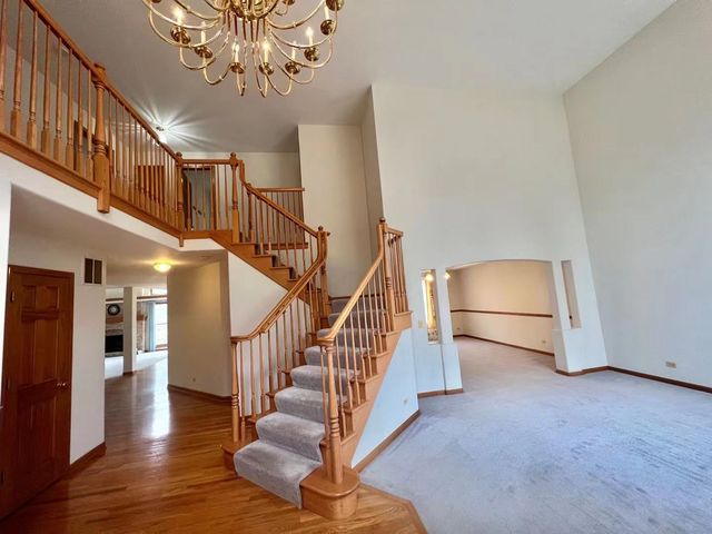 780 Sigmund Road, Naperville, IL 60563