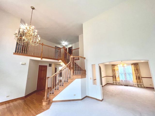 780 Sigmund Road, Naperville, IL 60563