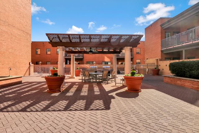 4242 Lomo Alto N 57, Dallas, TX 75219