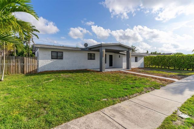 11850 SW 206th Ter, Miami, FL 33177