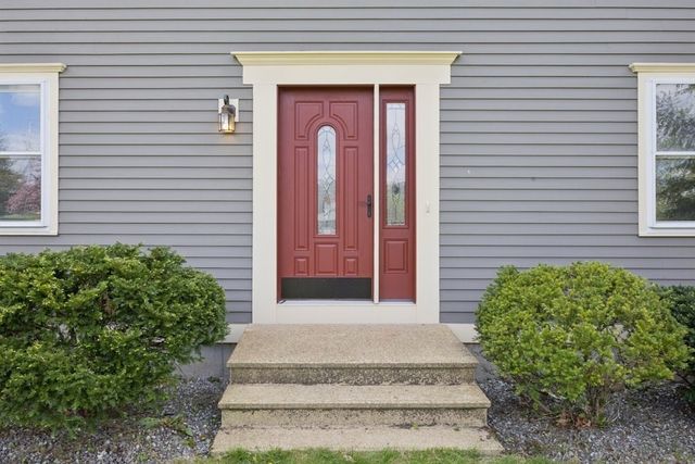 11 Kittredge Road, Spencer, MA 01562
