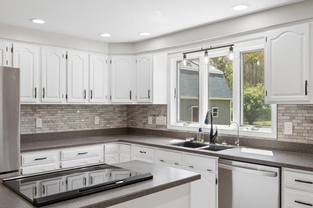 11 Kittredge Road, Spencer, MA 01562