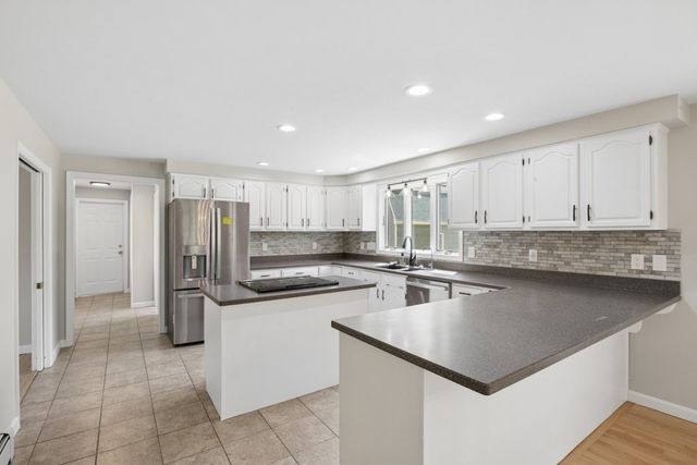 11 Kittredge Road, Spencer, MA 01562