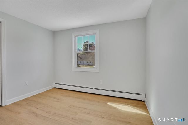 8 Blue Meadow Road, Middletown, CT 06457