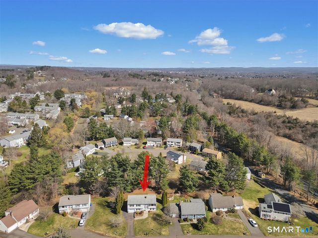8 Blue Meadow Road, Middletown, CT 06457