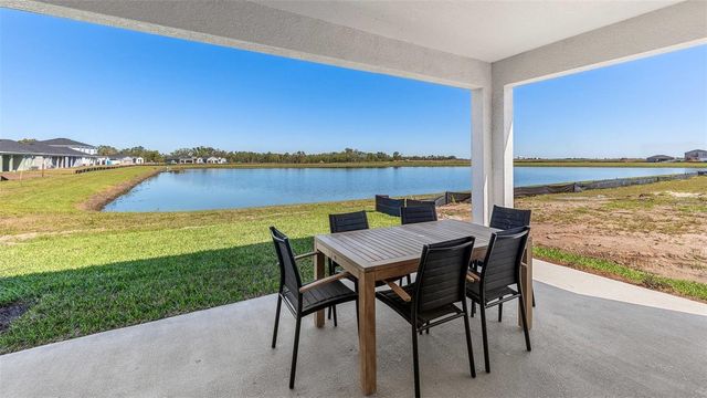 16812 HARVEST MOON WAY, Lakewood Ranch, FL 34211