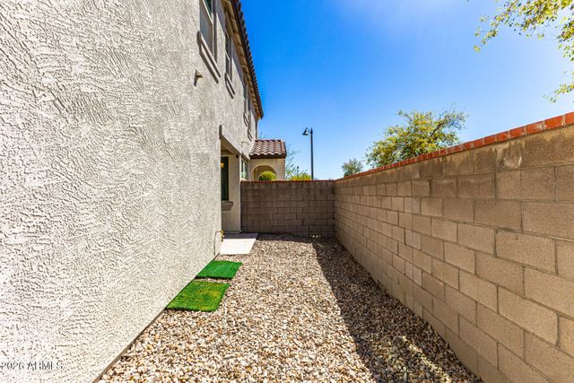 20898 W THOMAS Road, Buckeye, AZ 85396