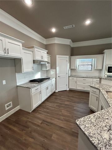 1070 Flat Rock Street, Bentonville, AR 72713