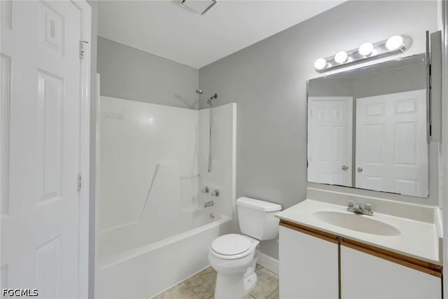 1409 SW 11th PL, Cape Coral, FL 33991