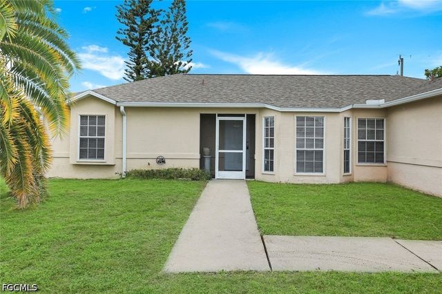 1409 SW 11th PL, Cape Coral, FL 33991