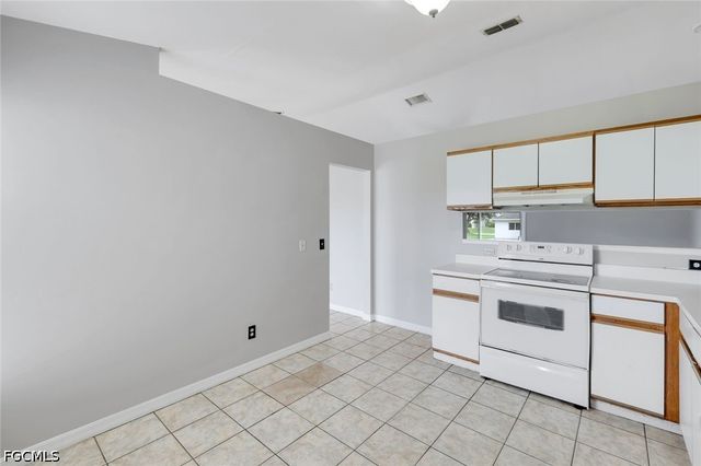 1409 SW 11th PL, Cape Coral, FL 33991