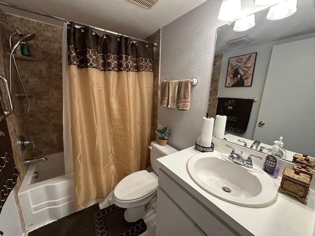 19029 US HIGHWAY 19 N 21F, Clearwater, FL 33764