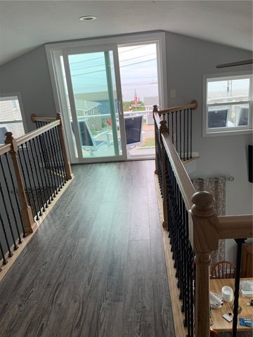46 Follett Road, Narragansett, RI 02882