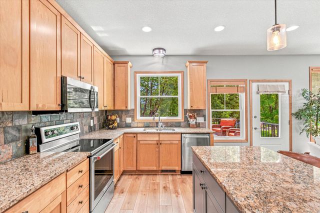 4377 Garden Way N, Hugo, MN 55038