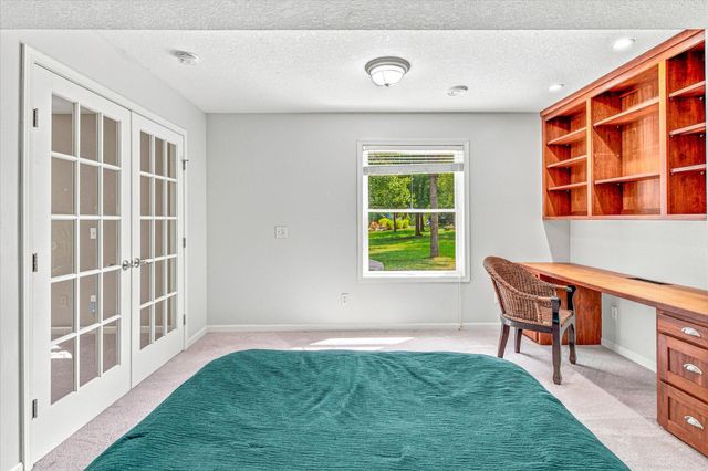 4377 Garden Way N, Hugo, MN 55038