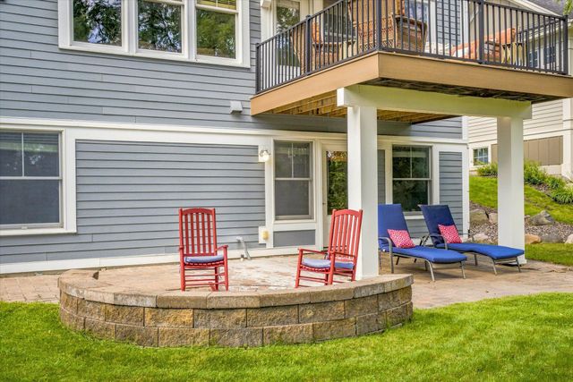 4377 Garden Way N, Hugo, MN 55038
