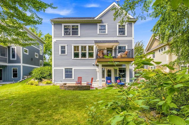 4377 Garden Way N, Hugo, MN 55038