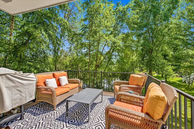 4377 Garden Way N, Hugo, MN 55038