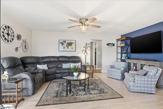 409 Lyman Lake Road, Lyman, SC 29365