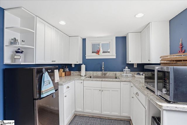 409 Lyman Lake Road, Lyman, SC 29365