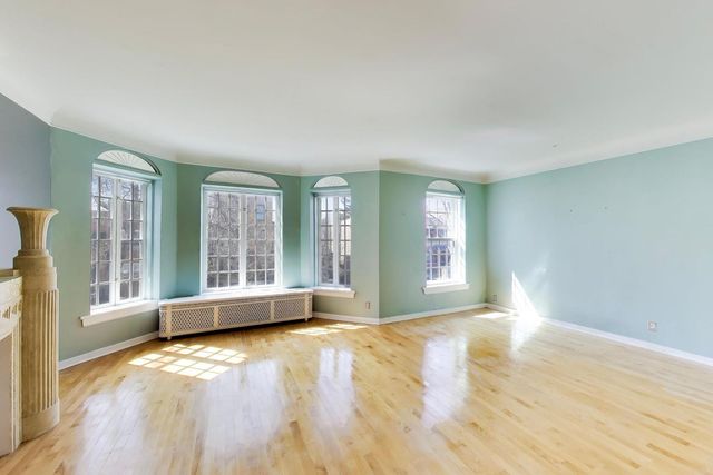 2629 N Troy Street, Chicago, IL 60647