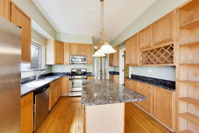 2629 N Troy Street, Chicago, IL 60647