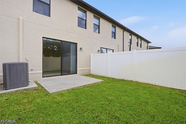 14032 Oviedo PL, Fort Myers, FL 33905
